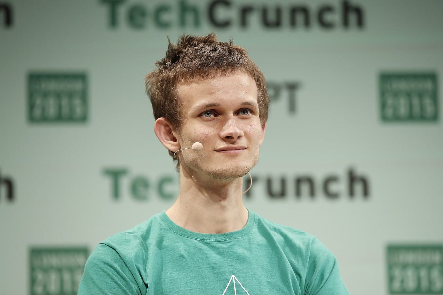Vitalik Buterin Applauds Bitcoin Ordinals, Foresees Shift From “Laser-Eye Movement”